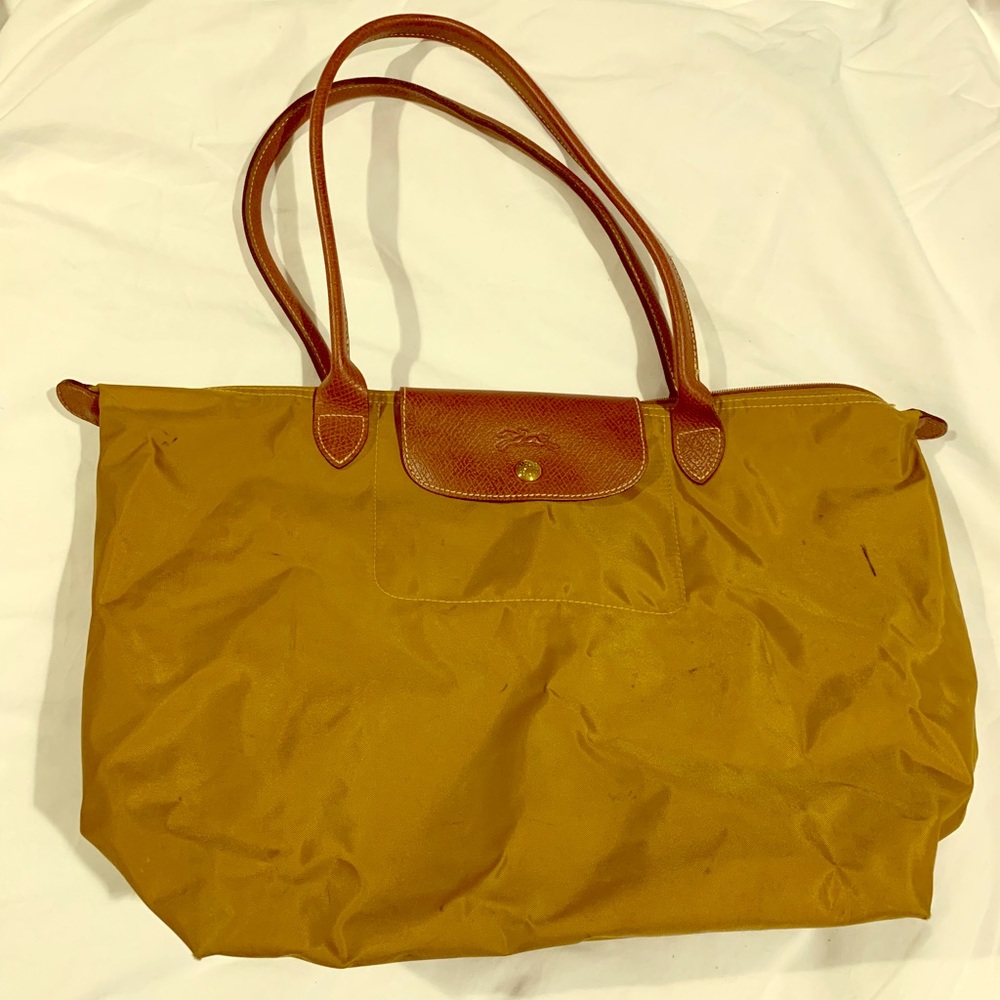 Mustard Medium sized Longchamp tote